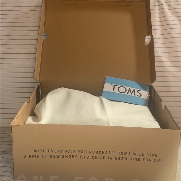 TOMS: Majorca Olive Perforated Peep-Toe Booties - Picture 5 of 5